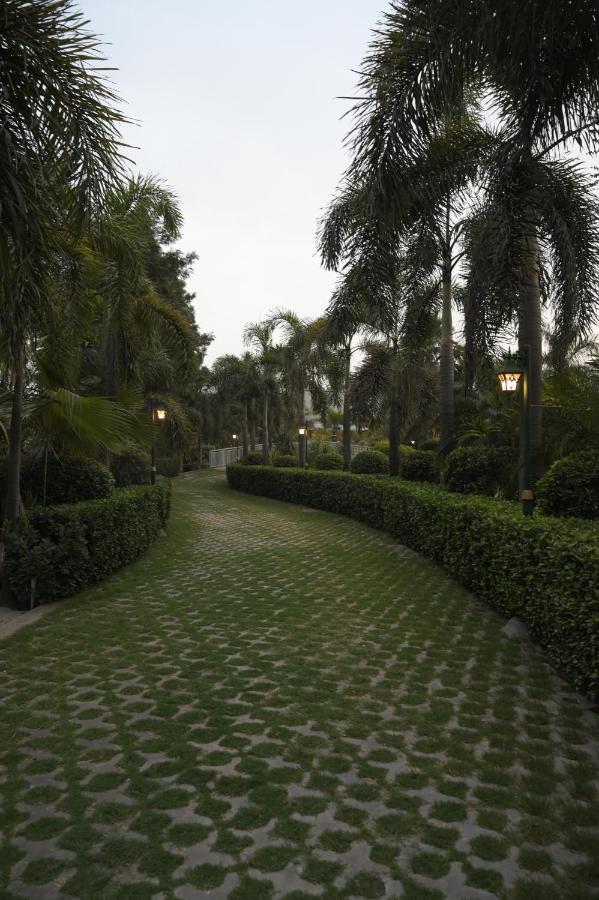 Kamal Resorts - The Luxury Of Being Yourself Лудхіяна Екстер'єр фото