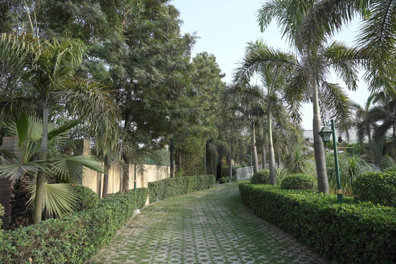Kamal Resorts - The Luxury Of Being Yourself Лудхіяна Екстер'єр фото